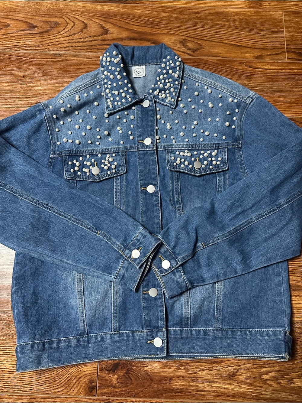 New All Denim By EO Blue Denim Jacket with Pearl Studs Details Sz. M
